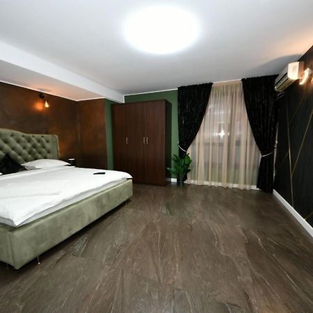 Fly - Regim Hotelier Galati Exterior photo